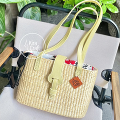 CARA Water Hyacinth Bag 1