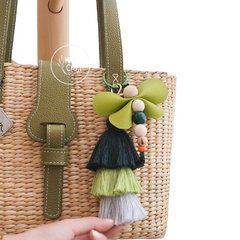 CARA Water Hyacinth Bag 2