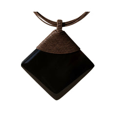 Elegant Lacquered Pearl Shell Necklace