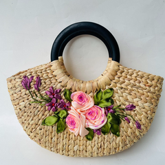 Water Hyacinth Bag With Wooden Handle 2