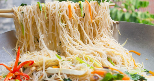 Gluten-Free Dinner Ideas: 7 Delicious Meals with Organic Rice Noodles