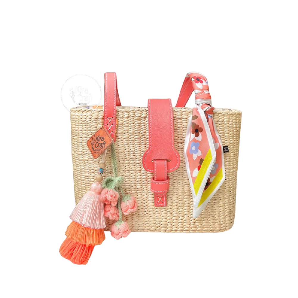 CARA Water Hyacinth Bag 1