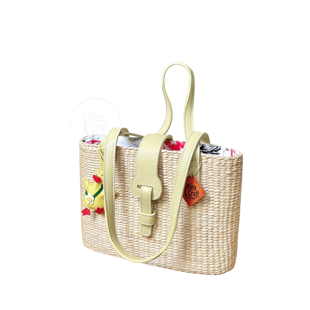 CARA Water Hyacinth Bag 1