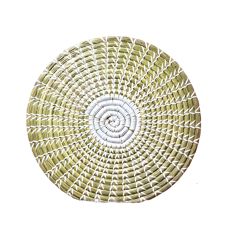 Straw Plate 7