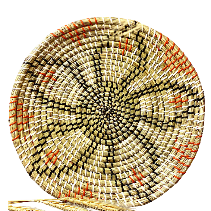 Straw Plate 7