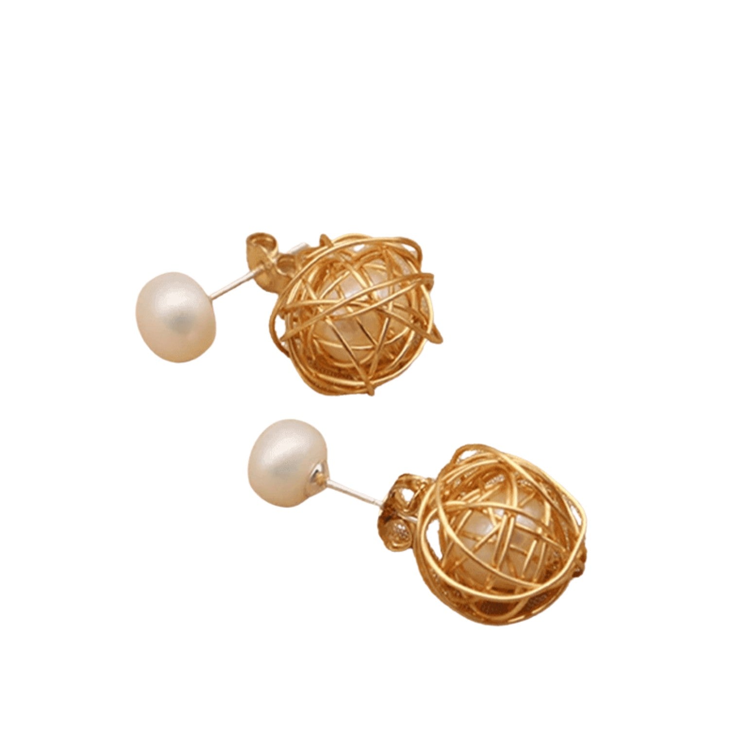 Elegant And Luxurious Pearl Earrings 1