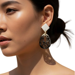 Elegant And Noble Lacquer Earrings 3