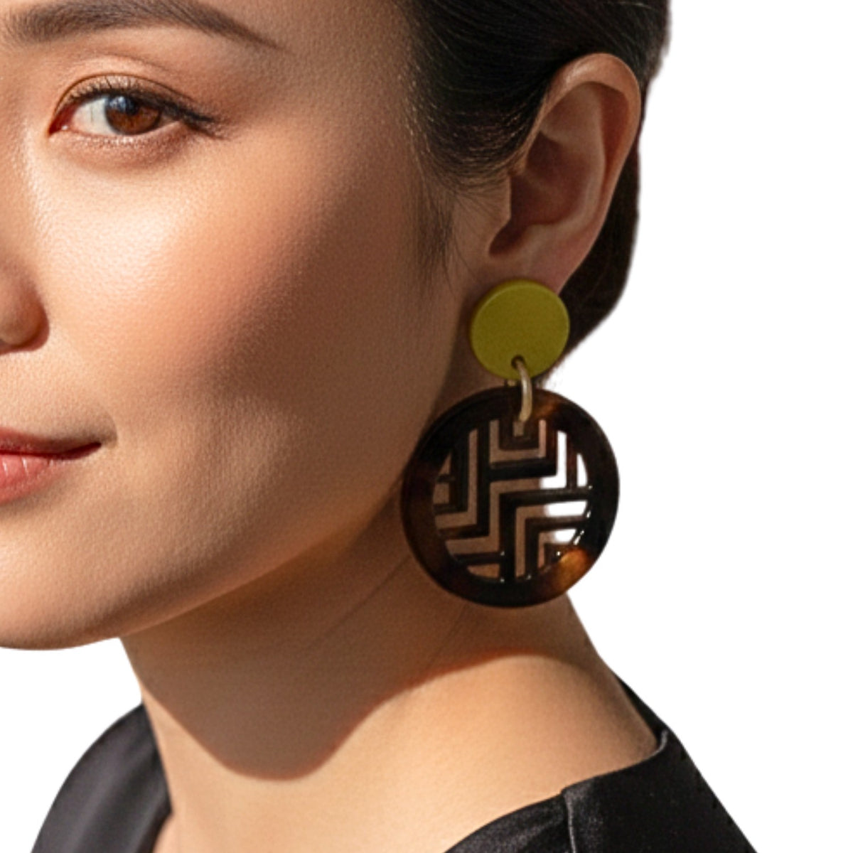 Elegant And Noble Lacquer Earrings 9