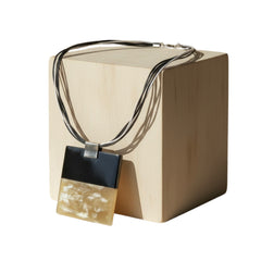 Elegant Lacquered Pearl Shell Necklace 1