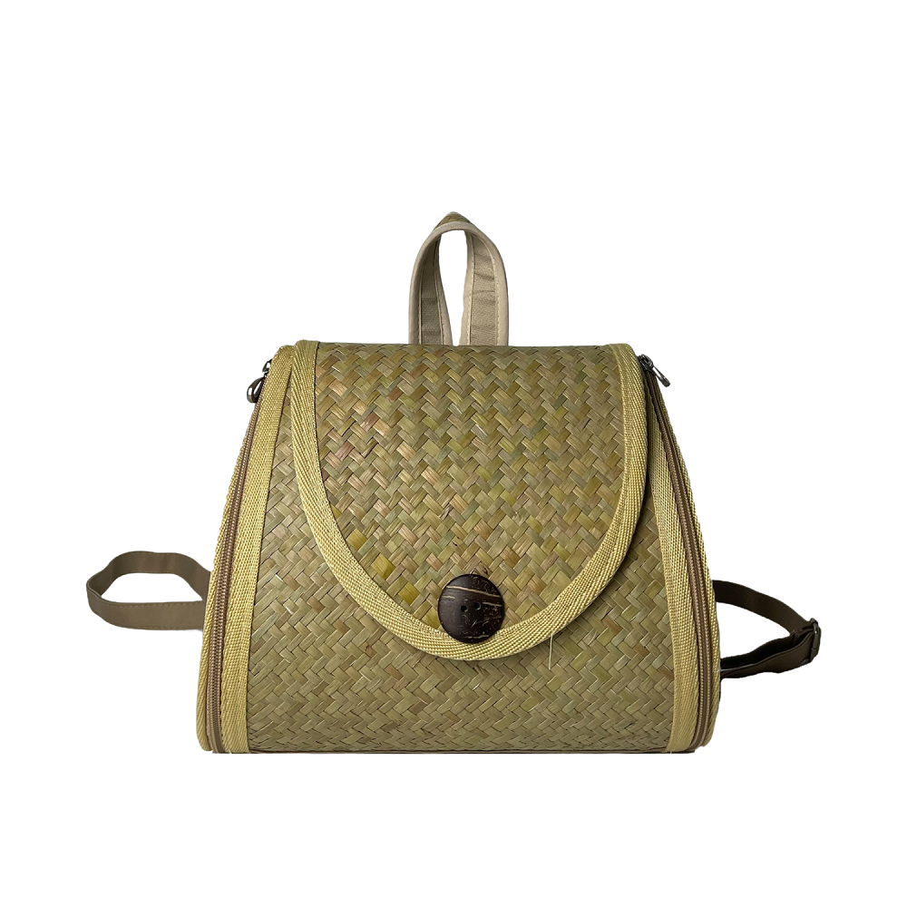 Fashionable Straw Backpack