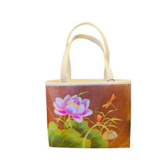 Fashionable Lotus Leaf Handbag 1