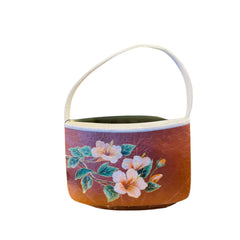 Fashionable Lotus Leaf Handbag 1
