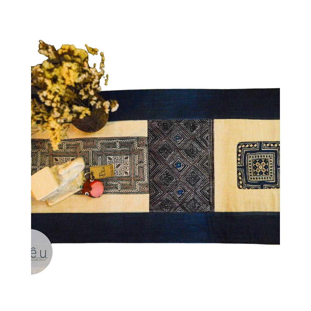 Hand-Woven Decorative Mat