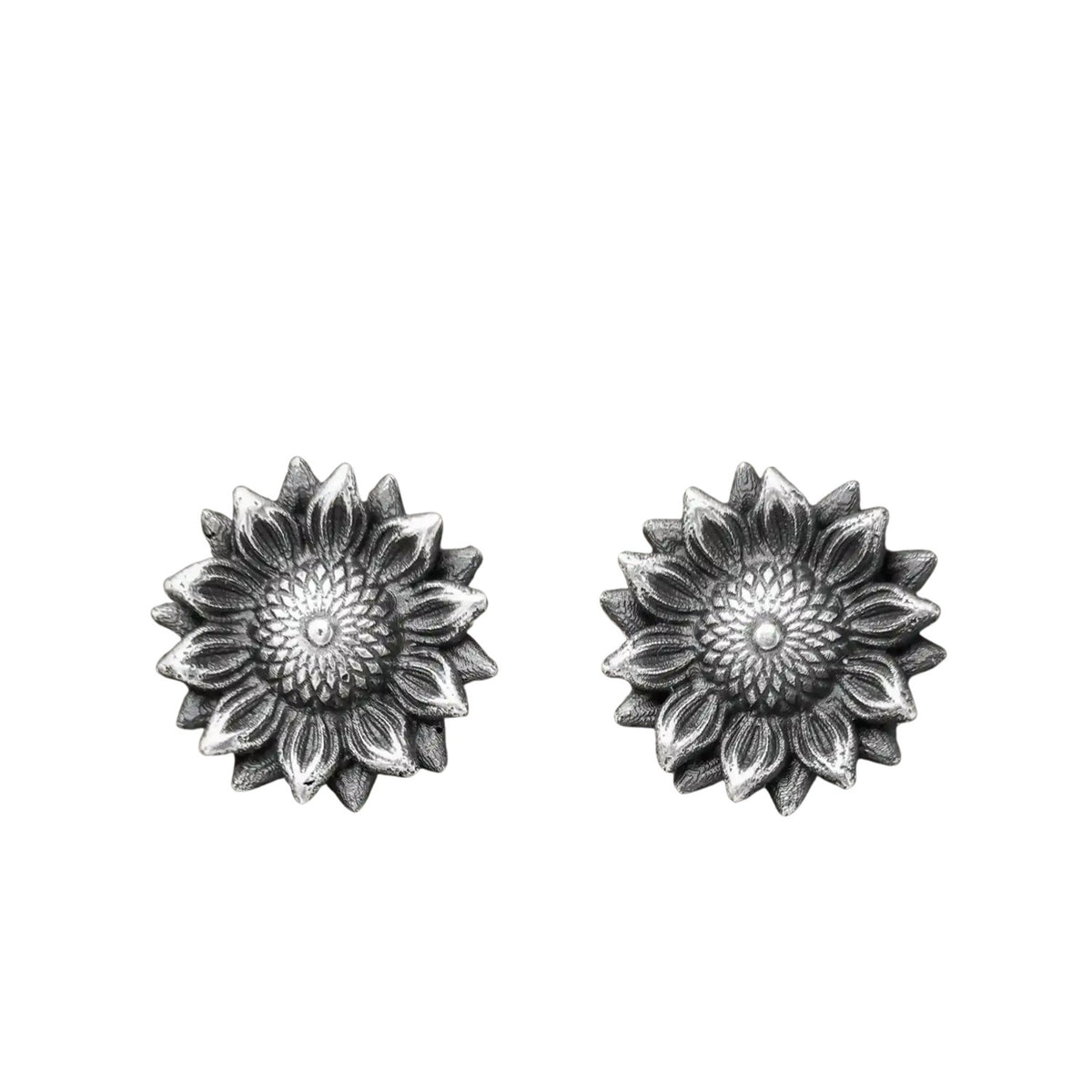 Handcrafted 925 Fine Silver Earring 61