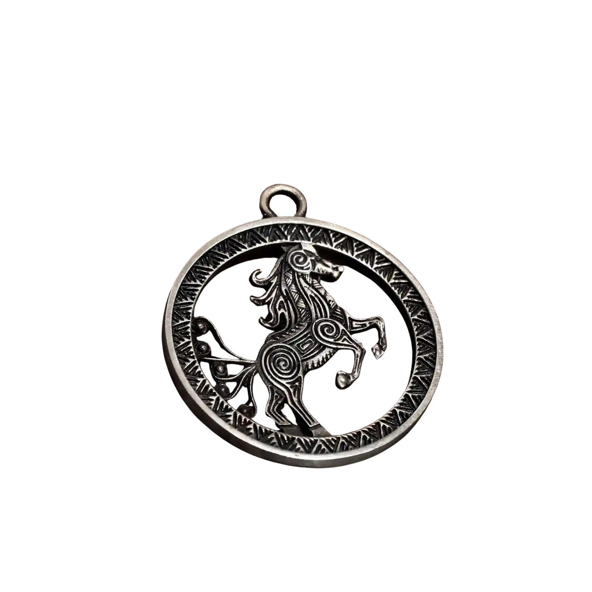 Handcrafted 925 Sterling Silver Pendant 18