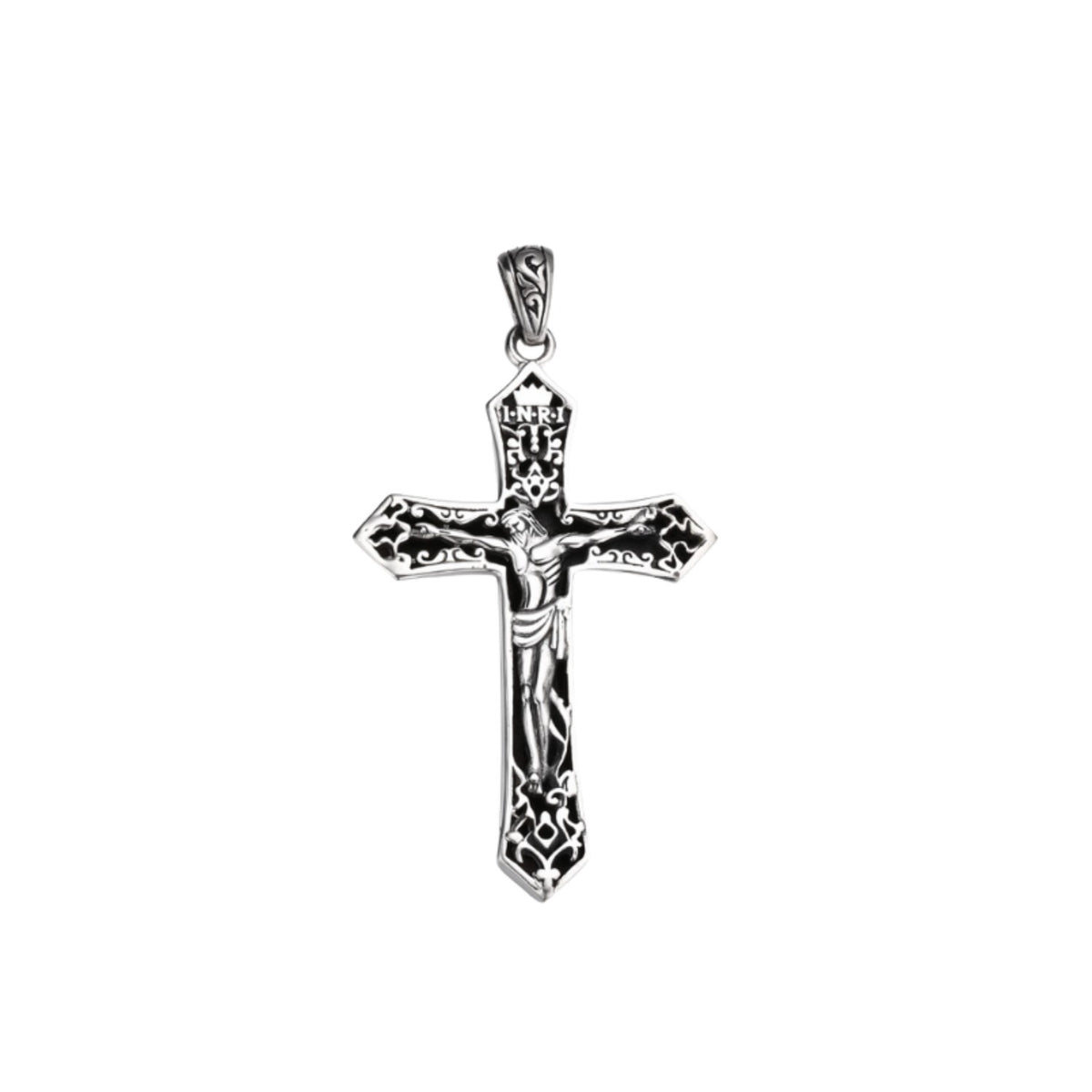 Handcrafted 925 Sterling Silver Pendant 47