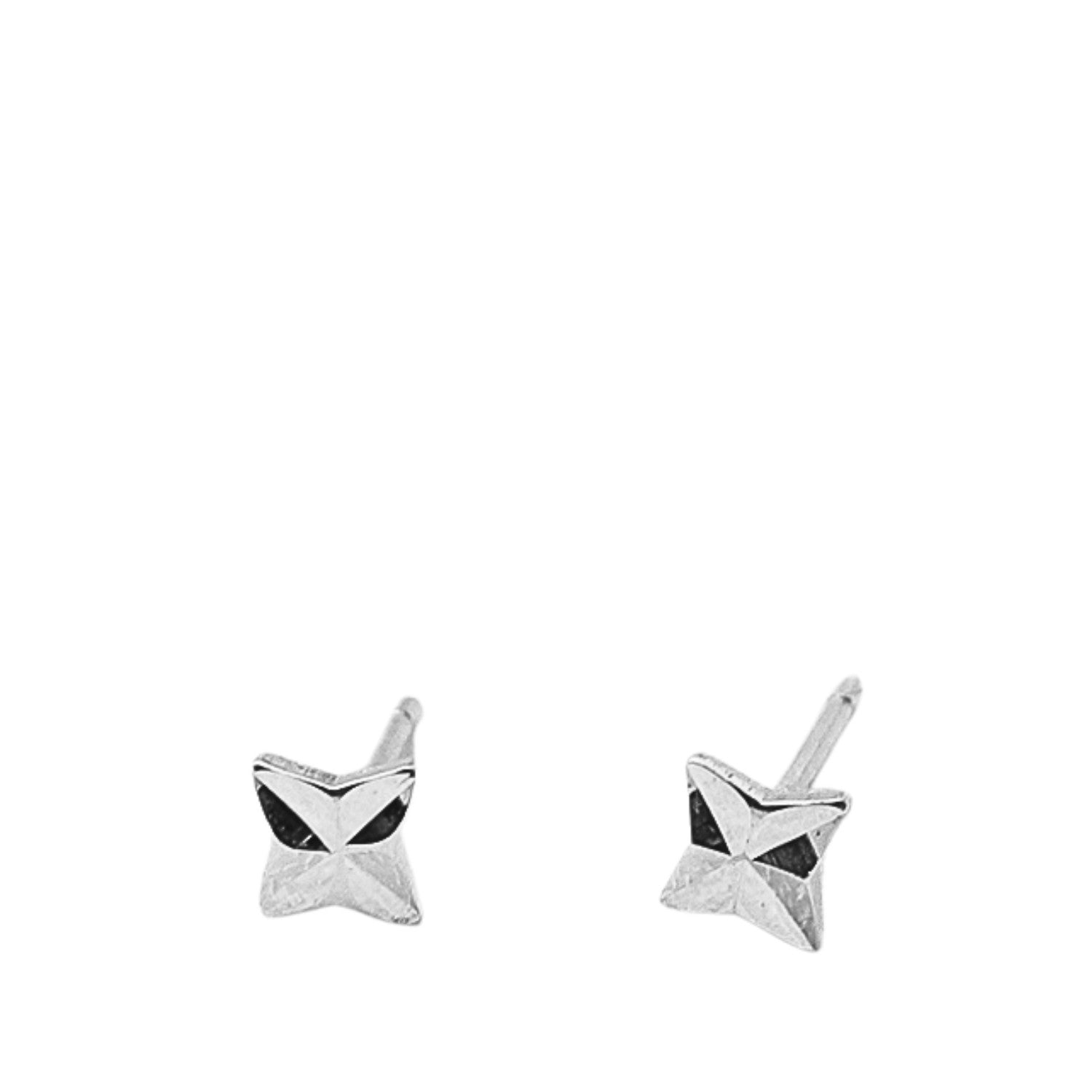 Handcrafted 925 Sterling Silver Star-shaped Earrings