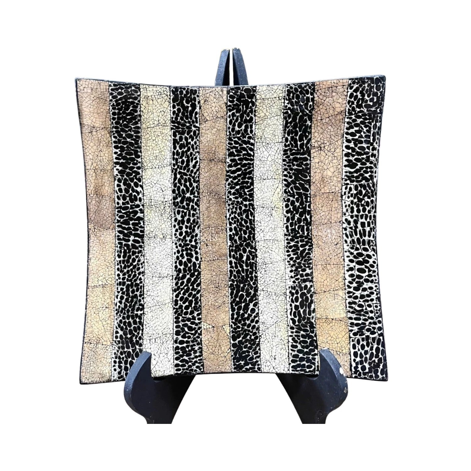Handcrafted Lacquer Plates 23