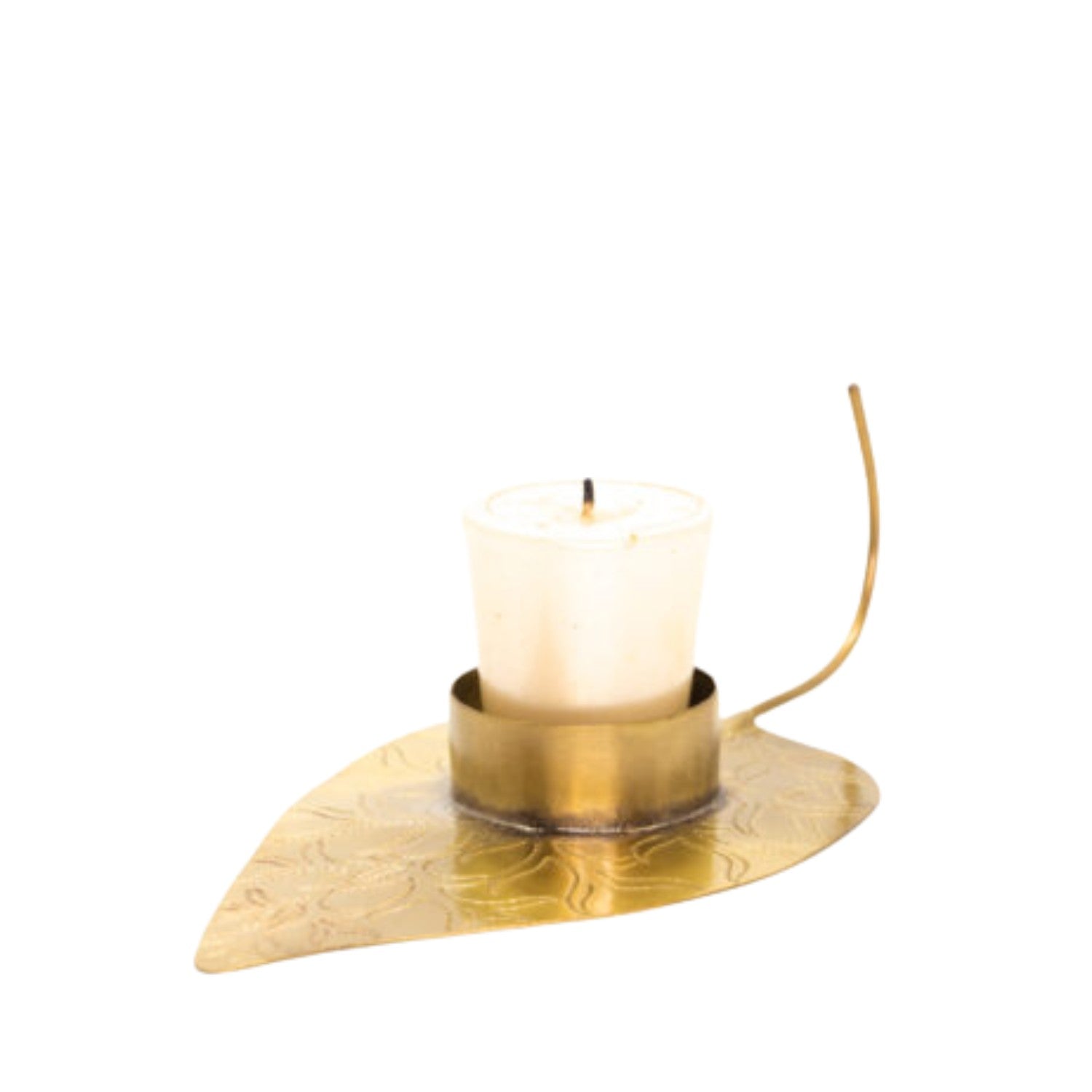Handcrafted Pure Copper CandlestickIn A Betel Leaf Shape