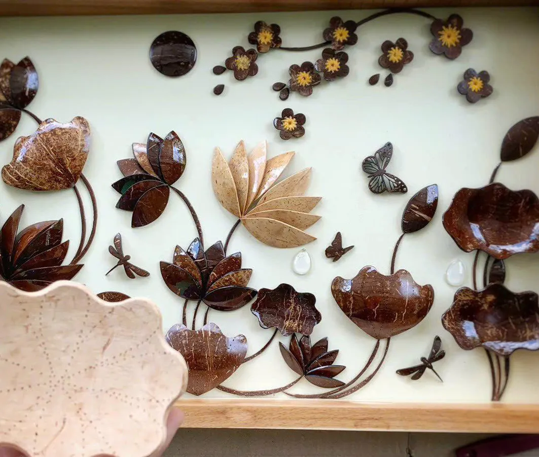 Lotus Glass Box Painting 40x 60 Cm