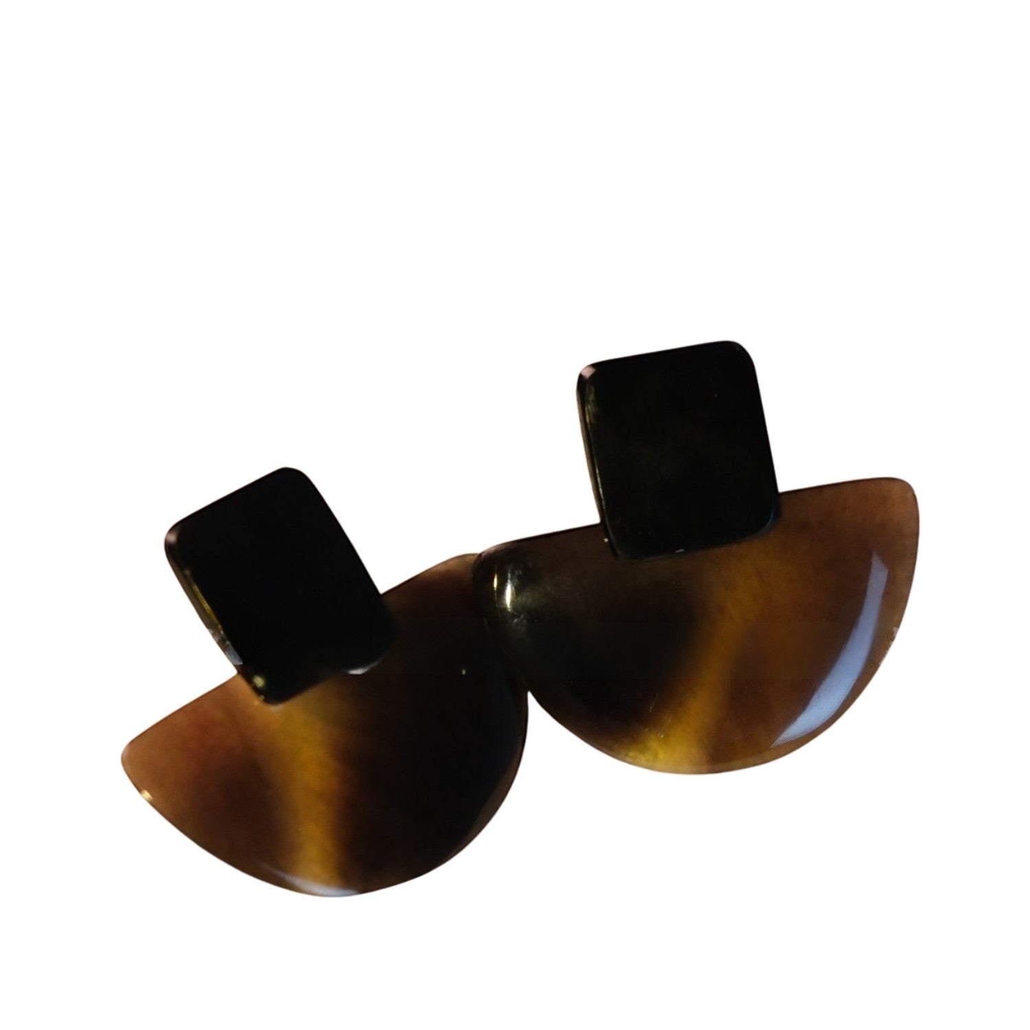 Luxurious Handcrafted Buffalo Horn Earring 1