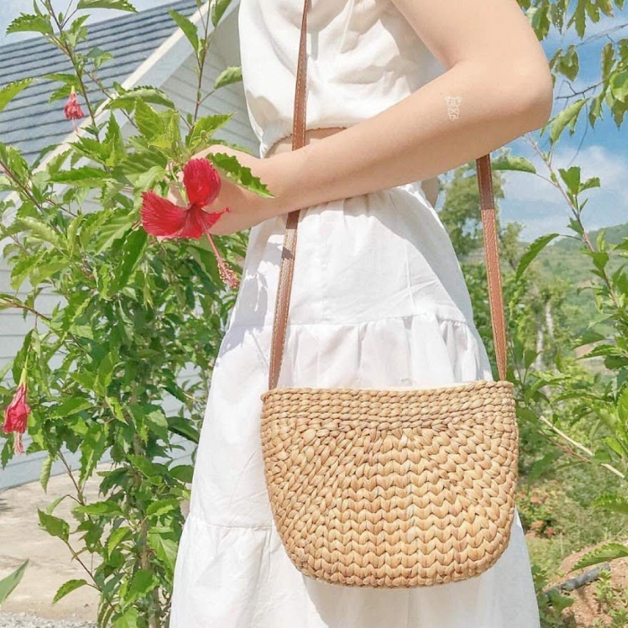 Medium Water Hyacinth Bag 1