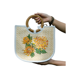 Sedge Bag With Wooden Handle 2