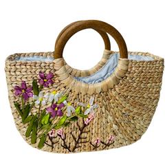 Square Water Hyacinth Bag with Wooden Handle 1