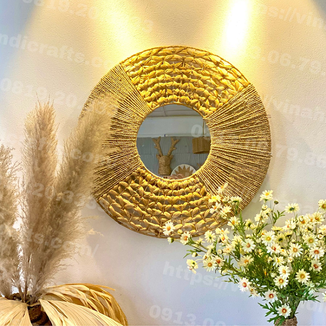 Water Hyacinth Mirro