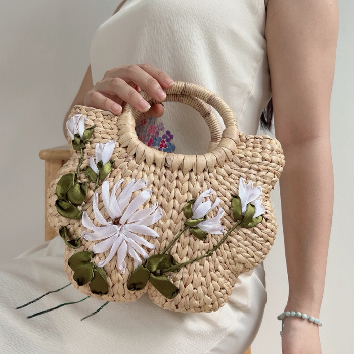 Water Hyacinth Bag With Pumpkin Handle 1