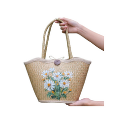 Wavy Shaped Sedge Basket 1