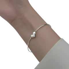Women's Heart-Shaped Bracelet Handcrafted 925 Sterling Silver
