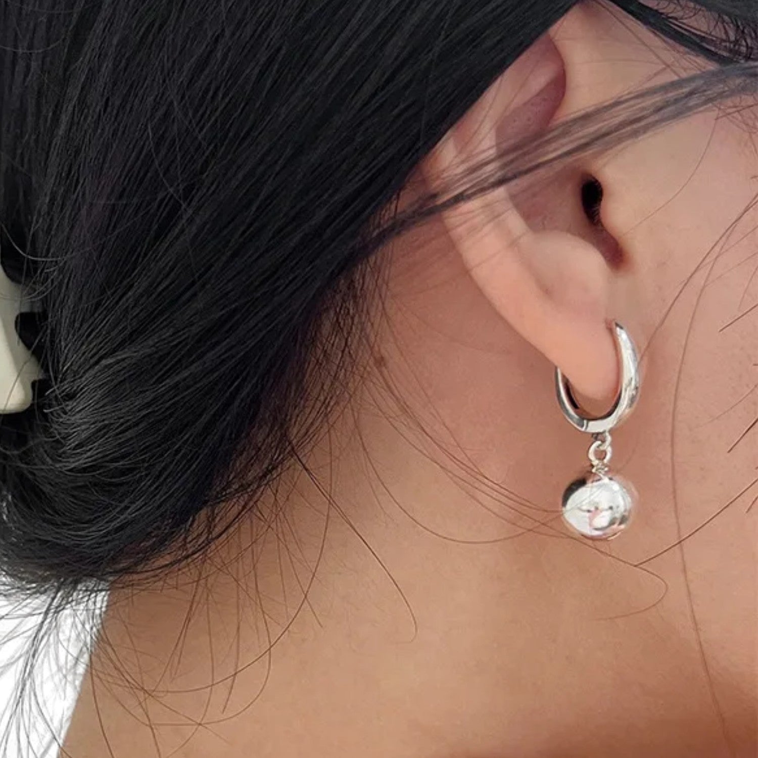 Women's Plain Round Earrings Handcrafted 925 Sterling Silver